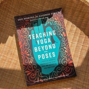 Teaching Yoga Beyond the Poses 🧘🏽‍♀️